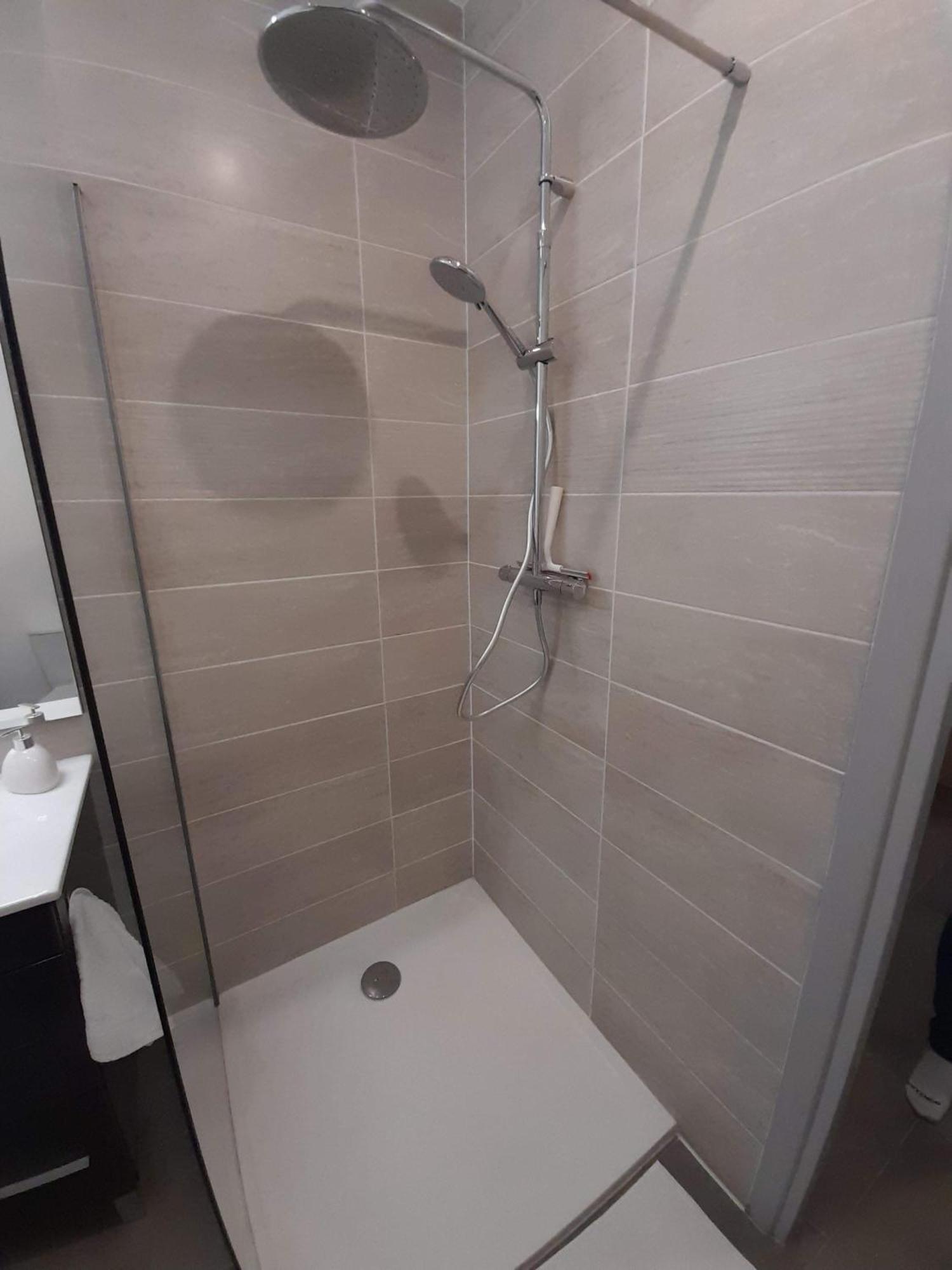 T2 Spacieux Et Confortable Mulhouse Dış mekan fotoğraf